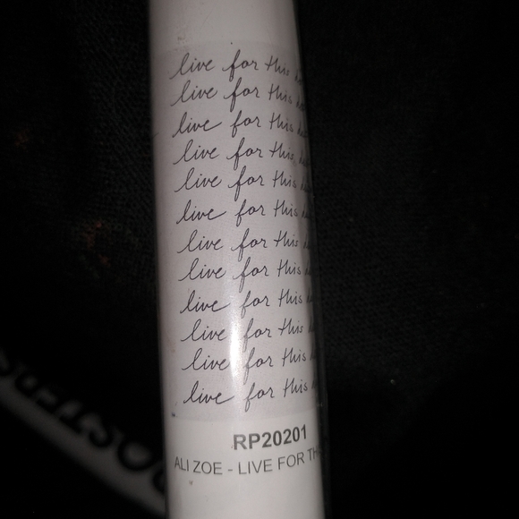 7 TRENDS POSTERS VARIETY NEW. SAME SIZE 22.375 X 34 INCHES - Picture 6 of 8